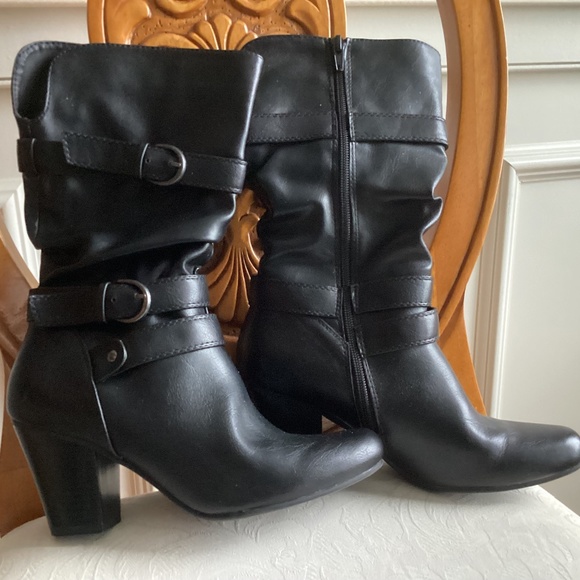 Kohls Shoes - NWT Black boots with 3 inch heels mid calf side zipper